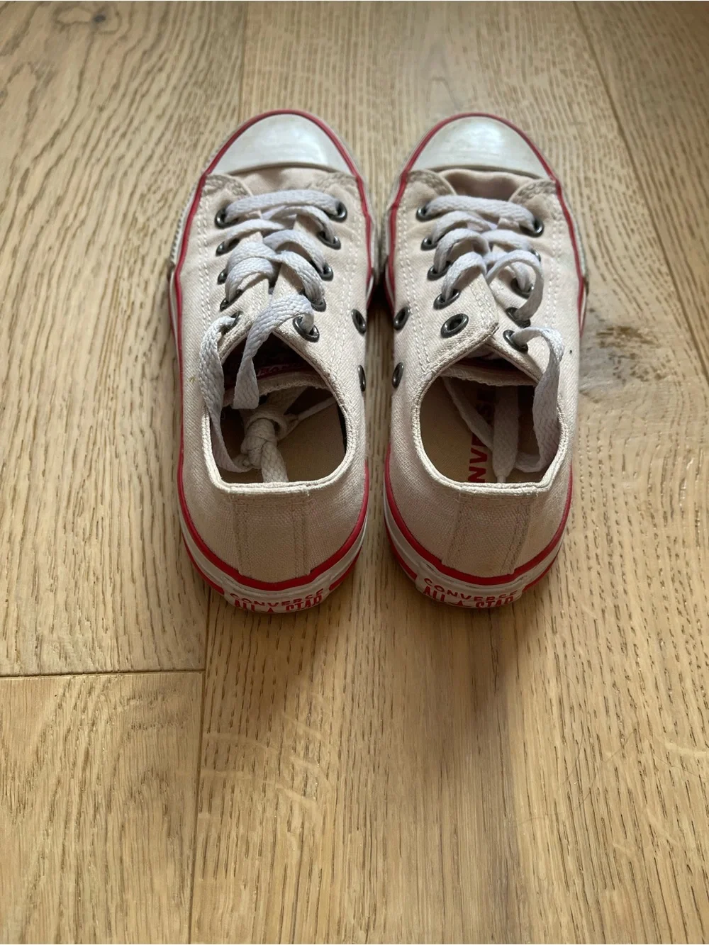 Converse Kids Low-Top Sneakers in Pale Pink with White Laces